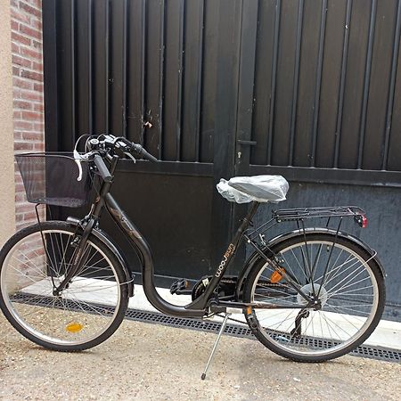Tres Beau Studio Climatisation, Trois Etoiles, Parking A Velo, Velos En Option, Parking Prive Jardin モンタルジ エクステリア 写真